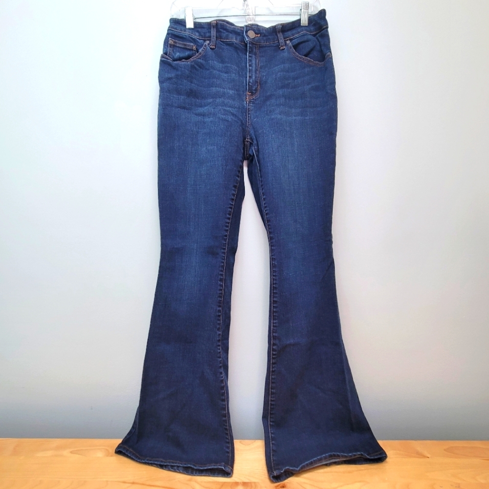 CHICO'S | The Platinum Flare Jeans, Sz. 1
